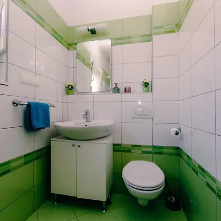 Large 3-bedroom Near Split Dalmatia * Kastela